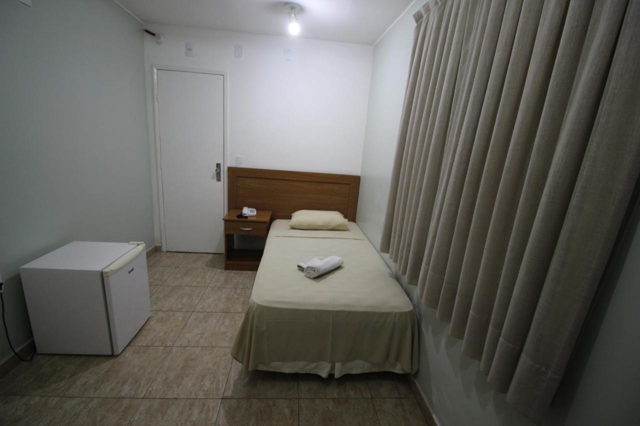 Hotel Regina Muriaé Eksteriør billede
