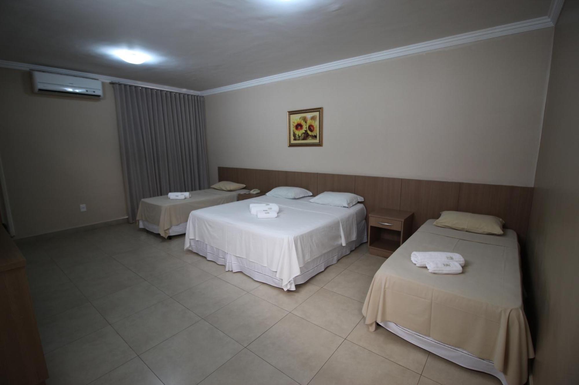 Hotel Regina Muriaé Eksteriør billede